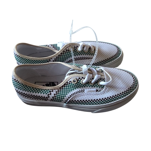 New Vans Checkered White and Green Sneakers Size 4.5 - Picture 2 of 4